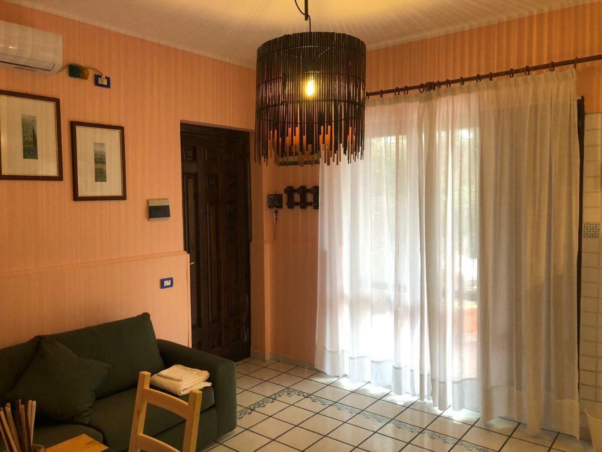 Chloe'S Apartment Acireale Εξωτερικό φωτογραφία
